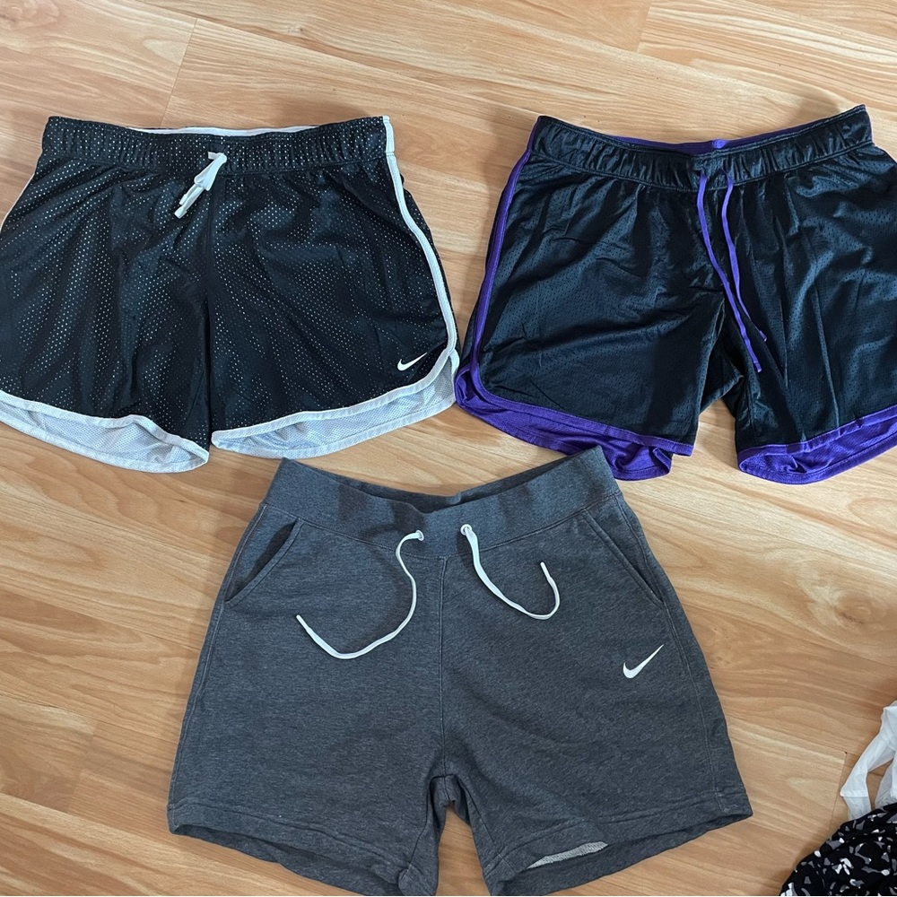 Ladies Nike Dri-Fit Shorts Bundle - Sz M